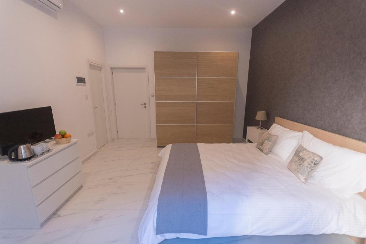 4 Bedroom Apartment Near Sliema Seafront المظهر الخارجي الصورة