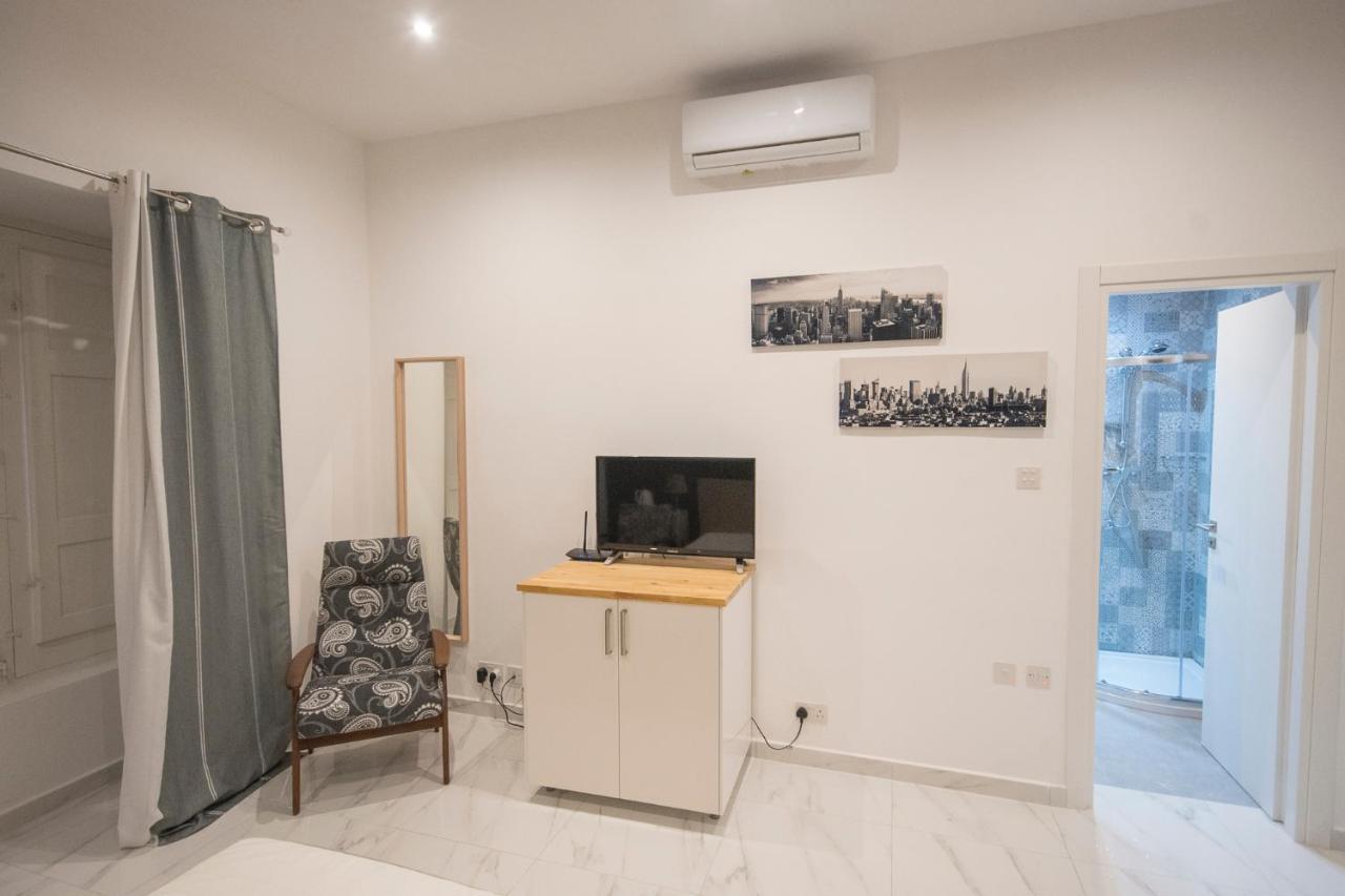 4 Bedroom Apartment Near Sliema Seafront المظهر الخارجي الصورة