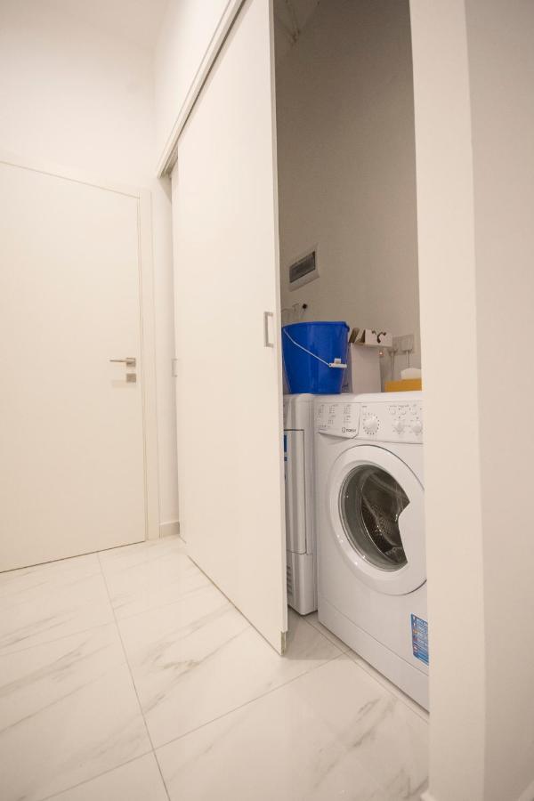 4 Bedroom Apartment Near Sliema Seafront المظهر الخارجي الصورة